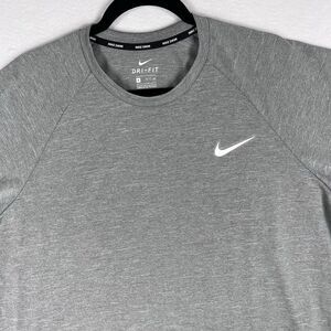 Nike Swim Shirt Mens XL Gray Dri-Fit Short Sleeve Heathered Rash Guard UPF 40+